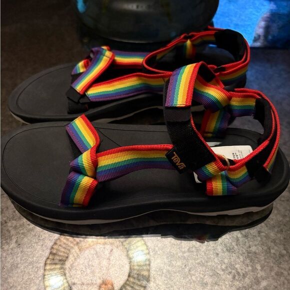TEVA Hurricane XLT2 LGTBQ Sandals NEW - Picture 3 of 7